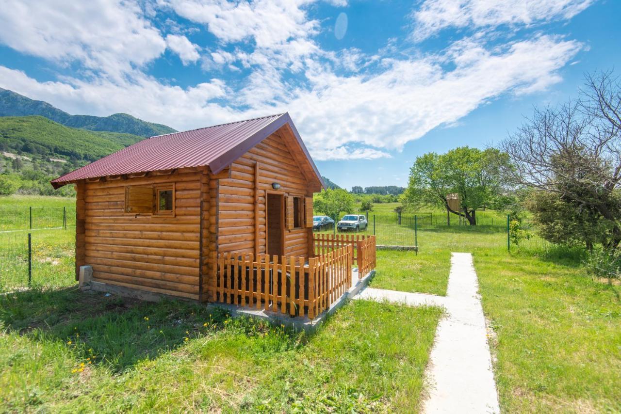 Lovcen Mountain Cottages Njegusi Eksteriør billede