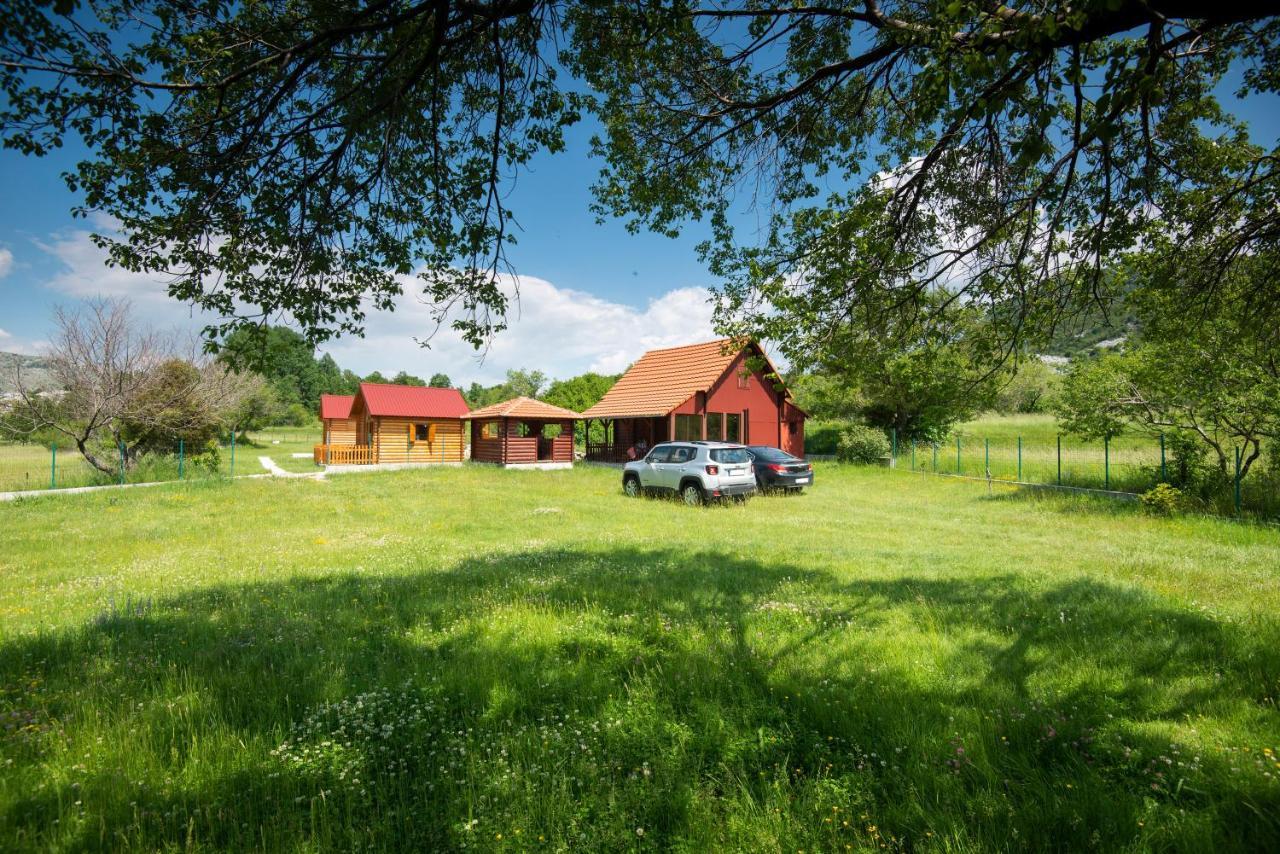 Lovcen Mountain Cottages Njegusi Eksteriør billede